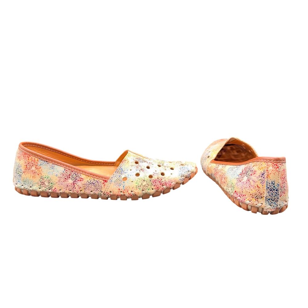 Volke walkers slip on